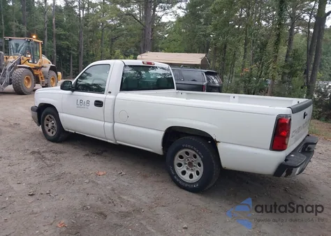 2005 Chevrolet Silverado 1500 Work Truck z USA, uszkodzony, nr VIN 1GCEC14X85Z142142